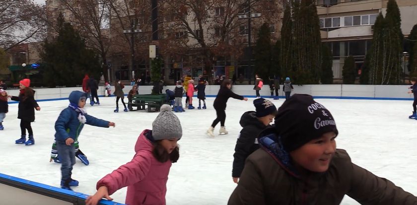 Primăria Bârlad organizează licitație pentru patinoar