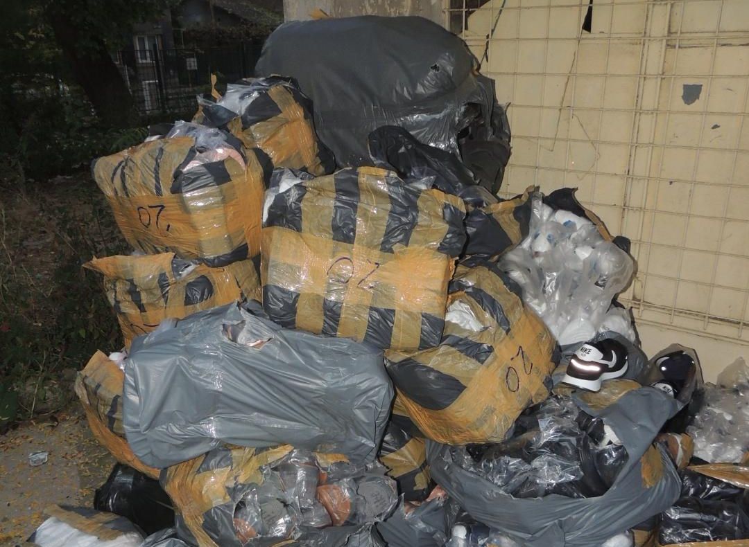 Jandarmii au împărțit amenzi hoților de lemne