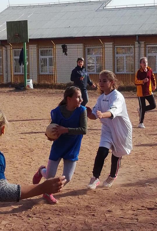 Etapă locală a ONSS la handbal: Talentele se nasc pe maidan