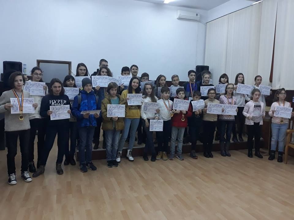 Elevii vasluieni au deslușit ”Misterele matematicii”