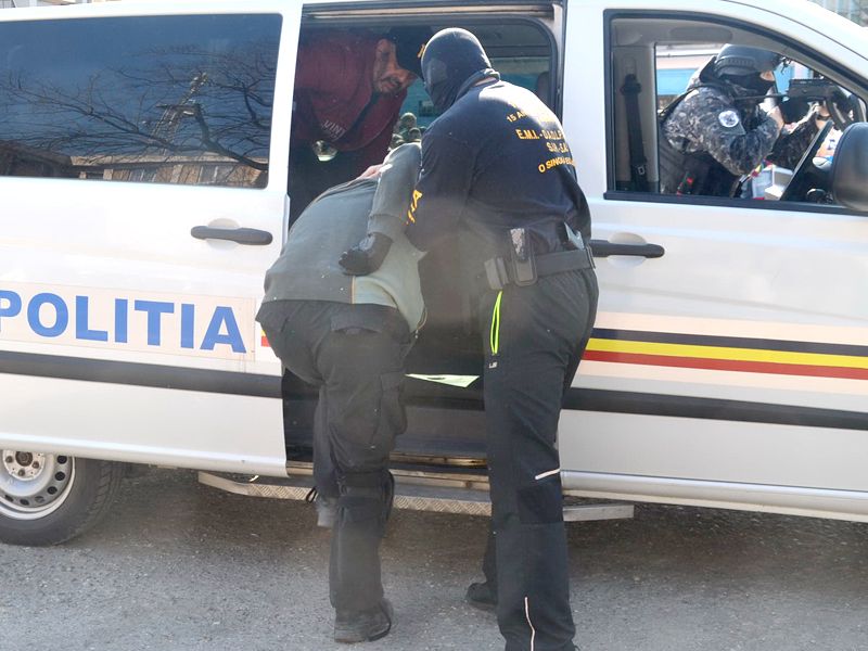 Căutat de autoritățile italiene, depistat la controlul de frontieră