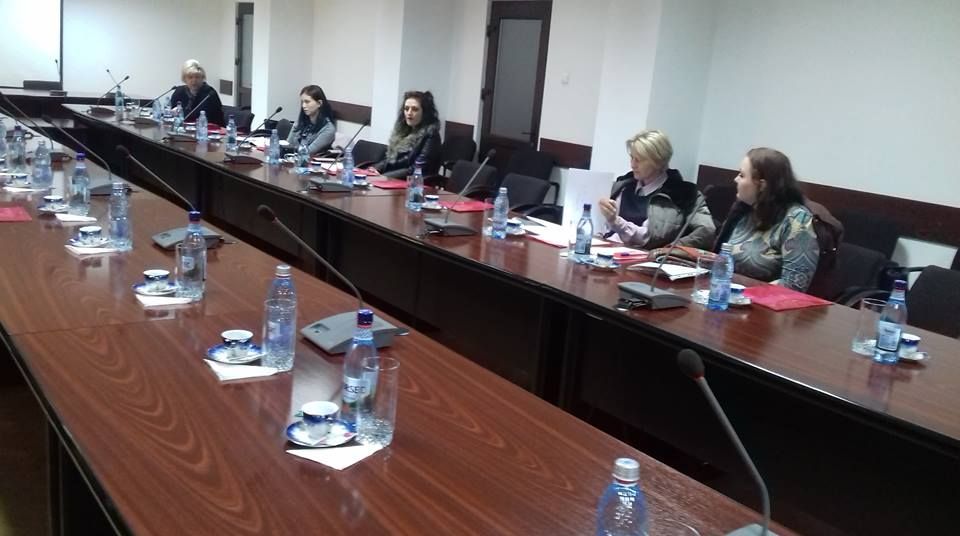 Dezbatere pe tema HIV-SIDA la Primăria Vaslui