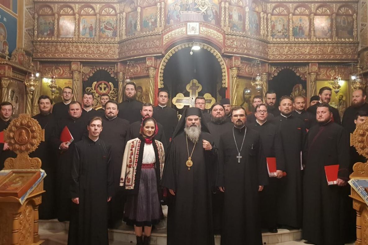 Episcopia Hușilor a dat startul concertelor de colinde