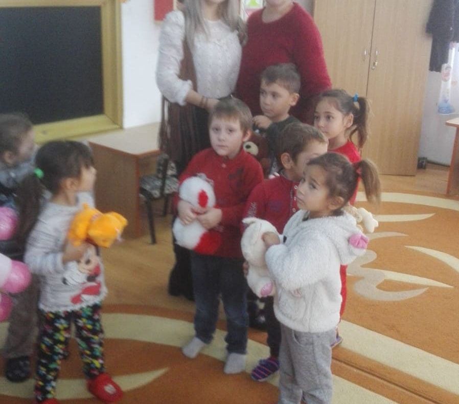 Jucăriile au ajuns în suburbia Rediu