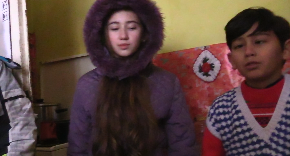 VIDEO. Spiritul Crăciunului a ajuns și la două familii nevoiașe din Bârlad și Perieni