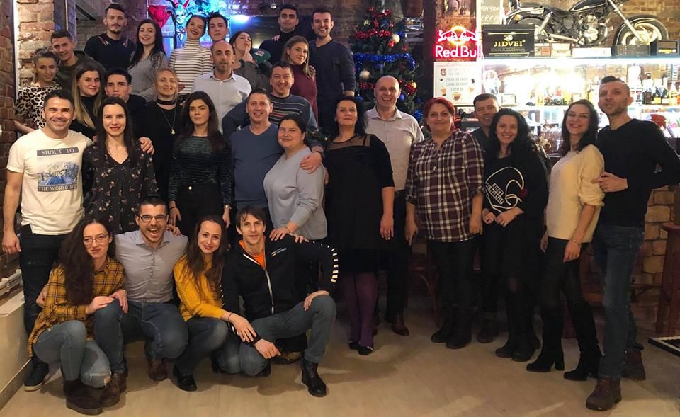 Întâlnire între generații la Liga de Est