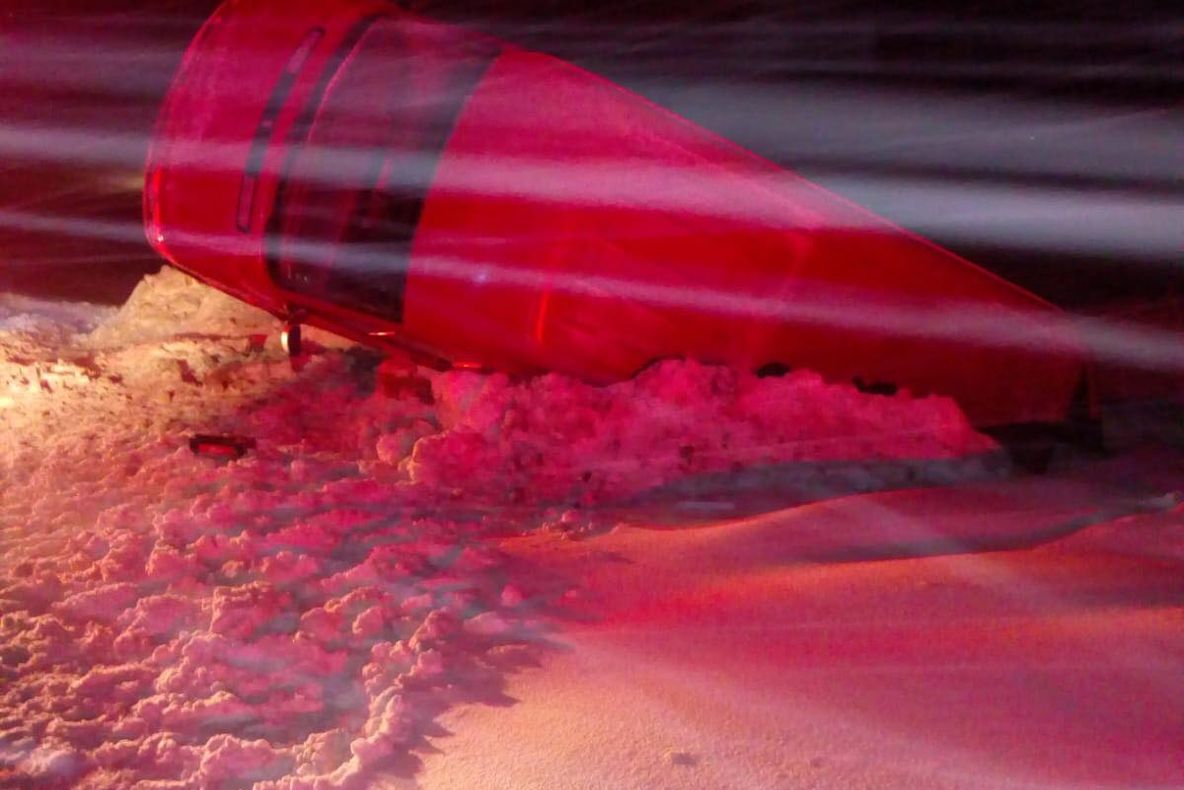 Microbuz cu străini, răsturnat pe DE 581