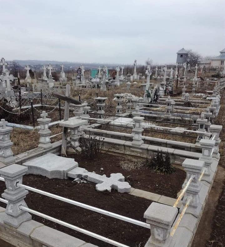 Morminte profanate la Șuletea