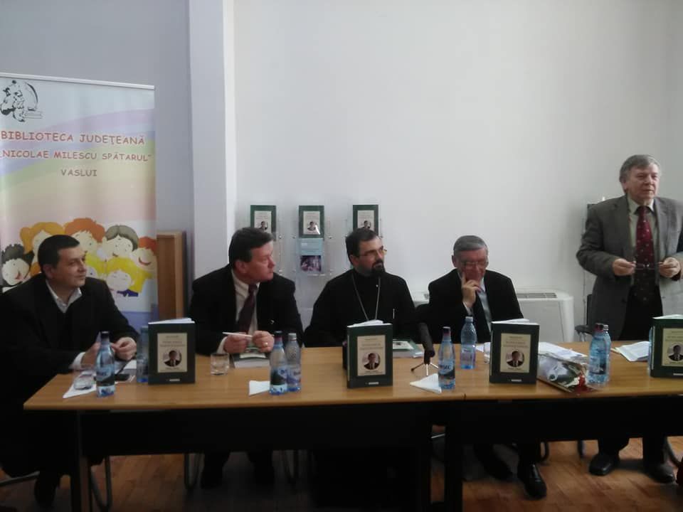 Lume multă la lansarea cărții medicului Valeriu Lupu