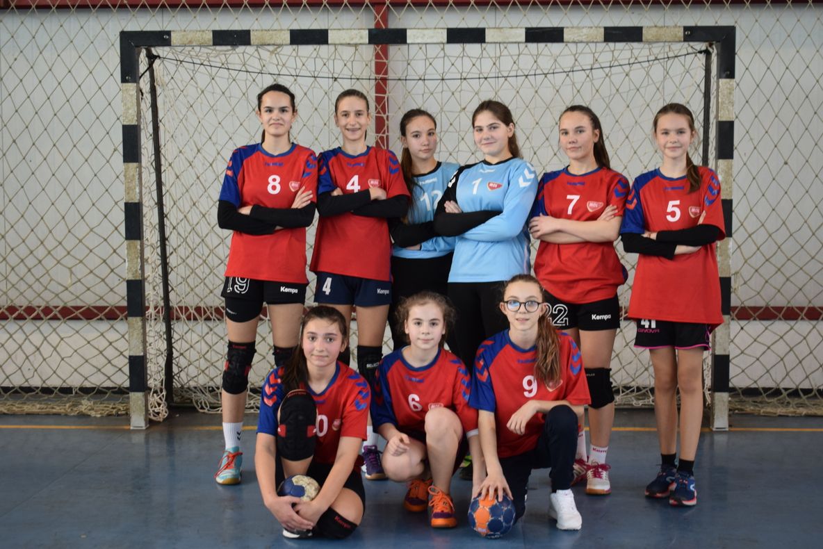 Școala ”Mihail Sadoveanu” Vaslui, regina handbalului feminin