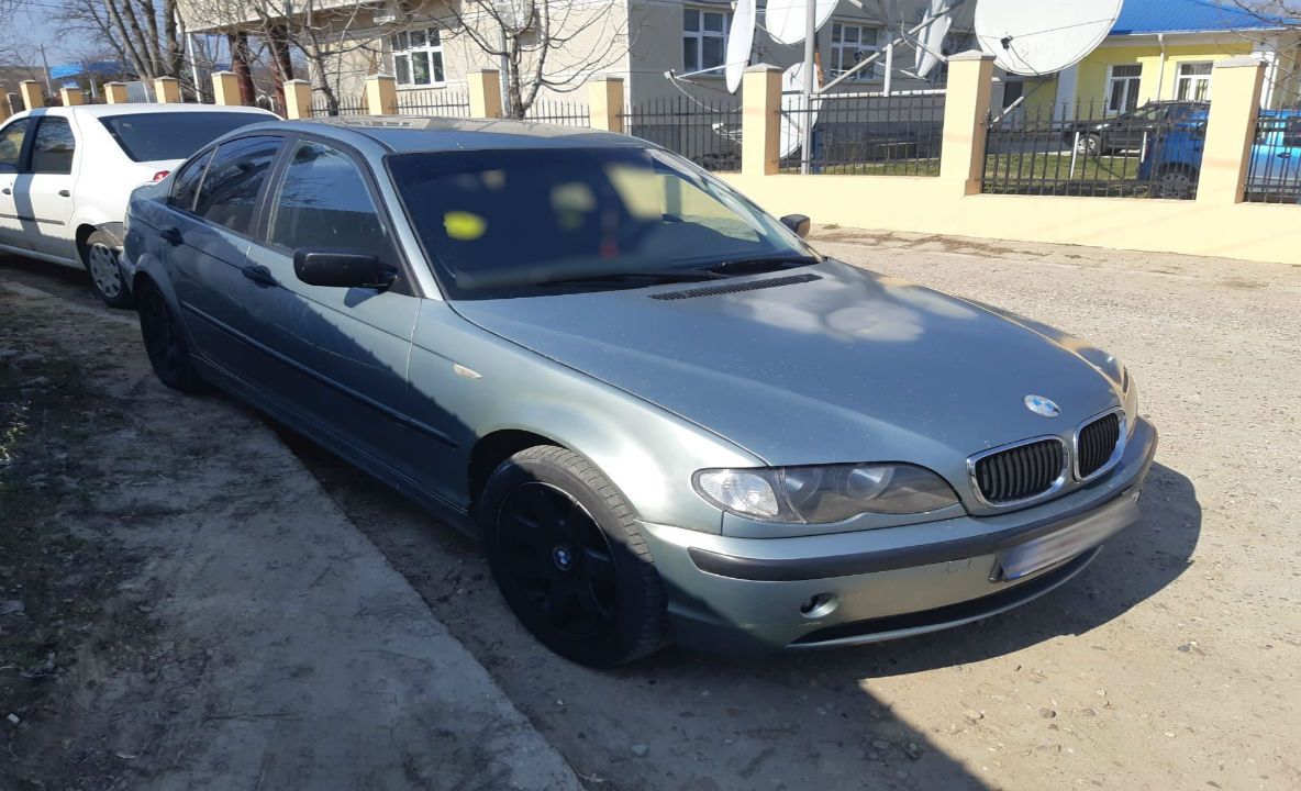 Asigurare falsă depistată la un control de rutină