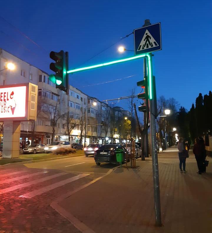 FOTO: Semafoare cu leduri la Vaslui