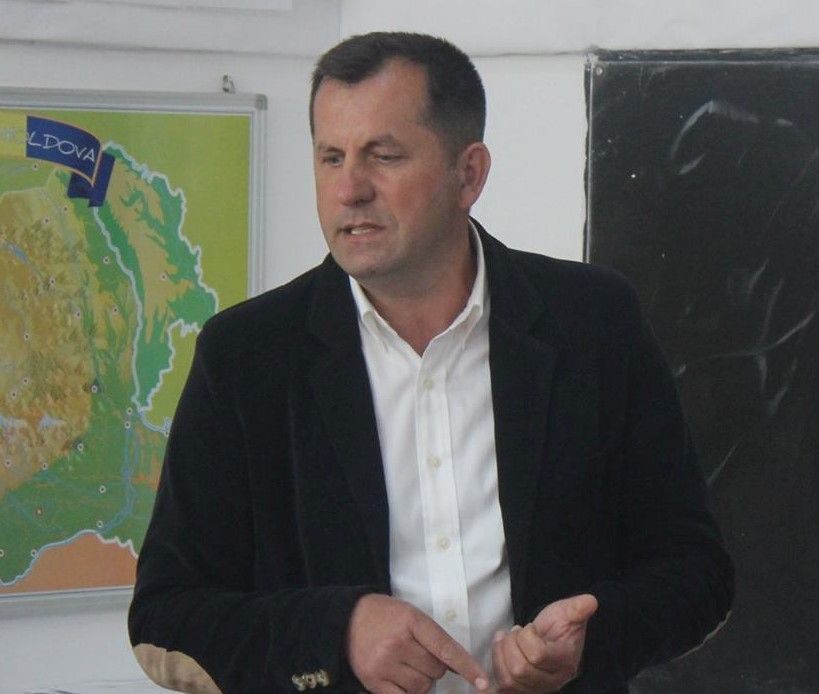 Un deceniu pentru finalizarea unei școli la Roșiești