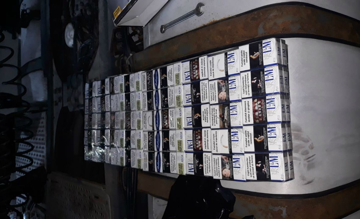 Autocamion cu aromă de tutun la Albița