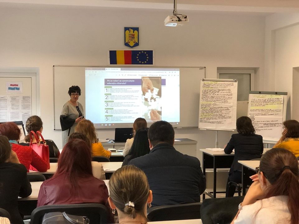 Școala ”Elena Cuza”, participantă la proiectul ”Educația ne unește”