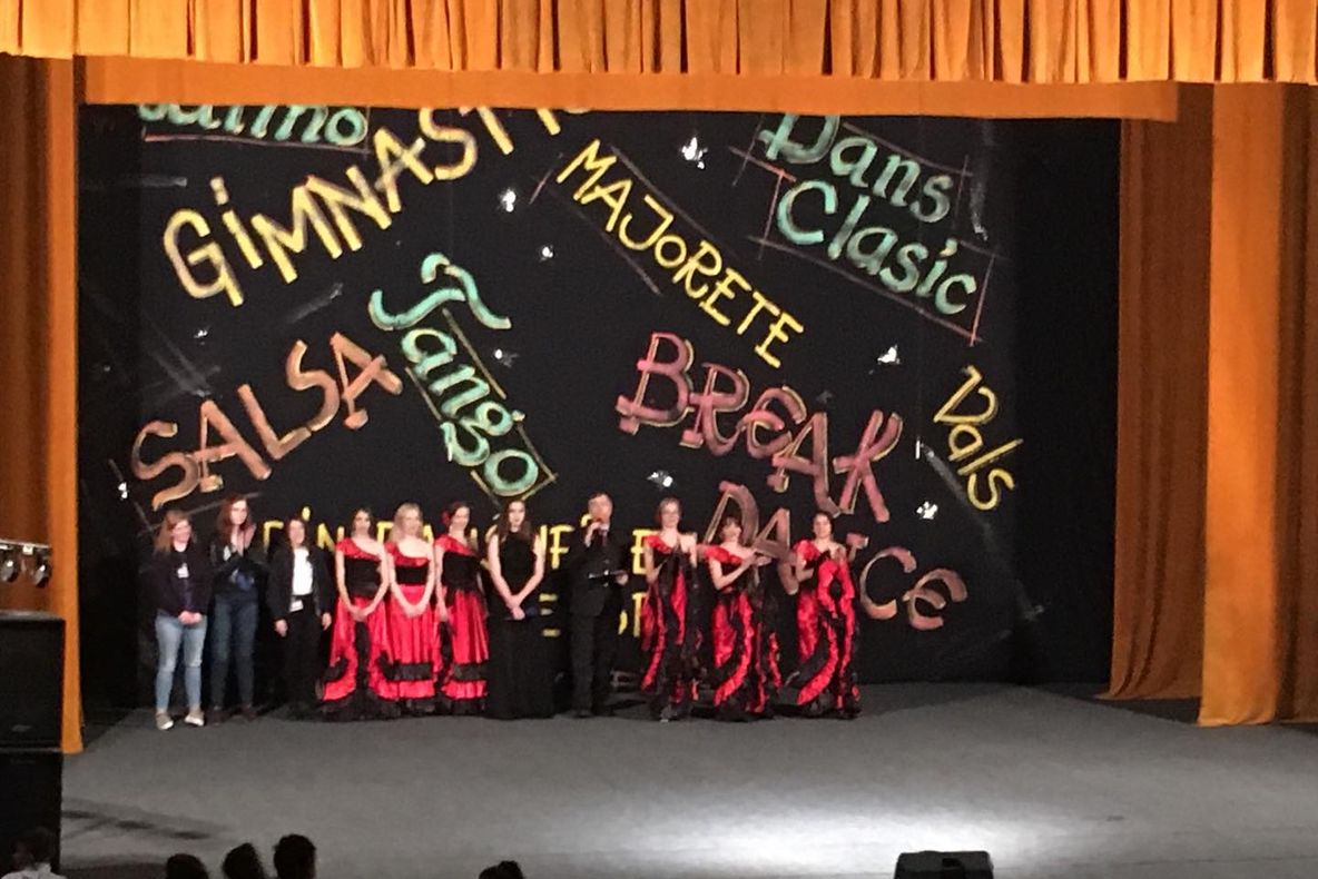 Maratonul dansului la Ritmurile Tinereții