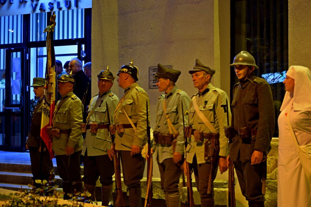 Tradiții ostășești, la Noaptea Muzeelor Vaslui!