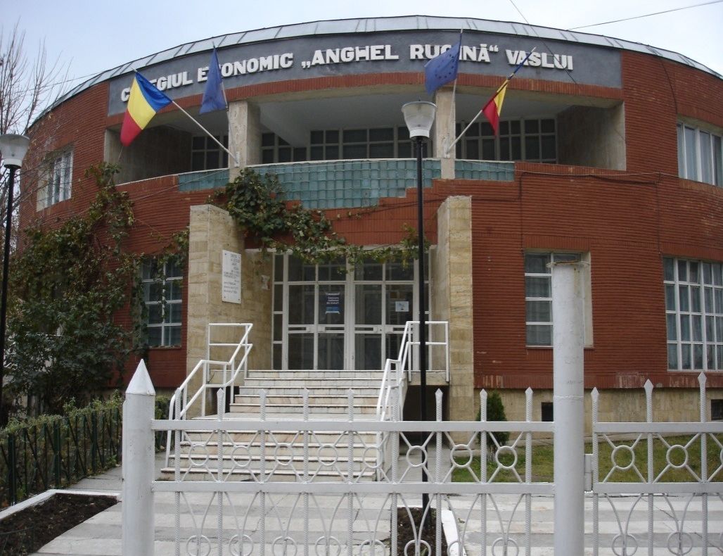 Dascăli de la Colegiul ”Anghel Rugină”, la perfecționare în Spania