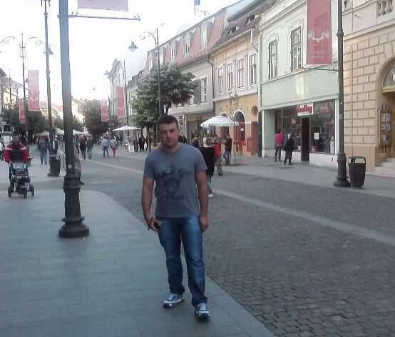 Militarul din Bârlad care ar fi bătut o familie cu ciocanul, a fost ARESTAT!