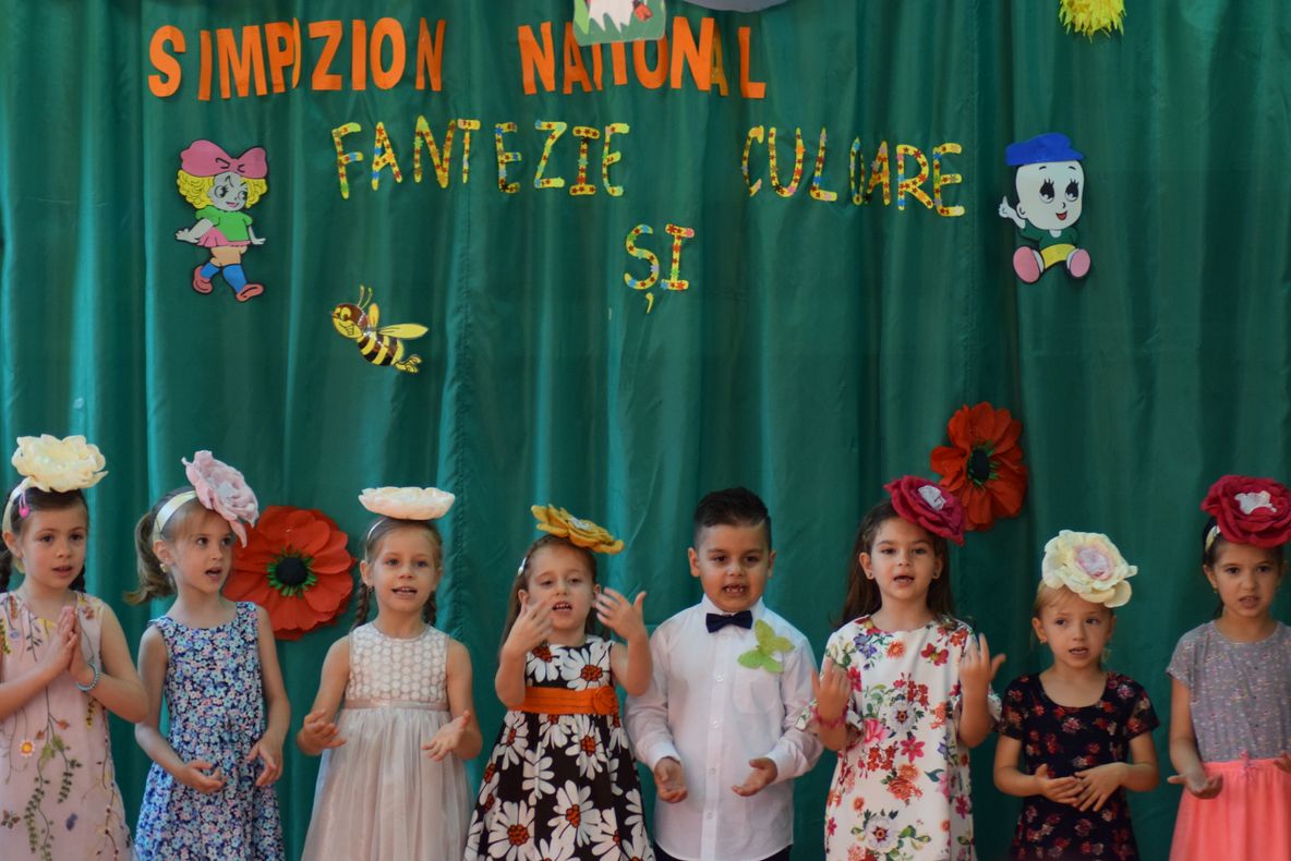 FOTO: ”Fantezie și culoare” la Grădinița nr.15 Vaslui