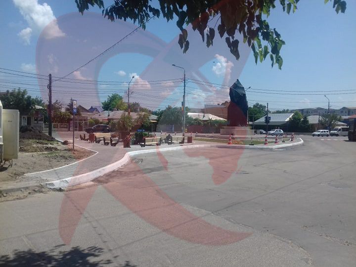 Firma unui consilier local, favorită pentru montarea sistemului de irigații de la Monumentul Eroilor