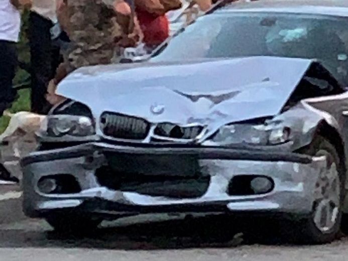 Accident rutier cu pagube materiale în zona Complex