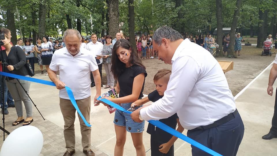 CJ Vaslui a inaugurat primele căsuțe moderne dintr-o tabără școlară de la Soroca