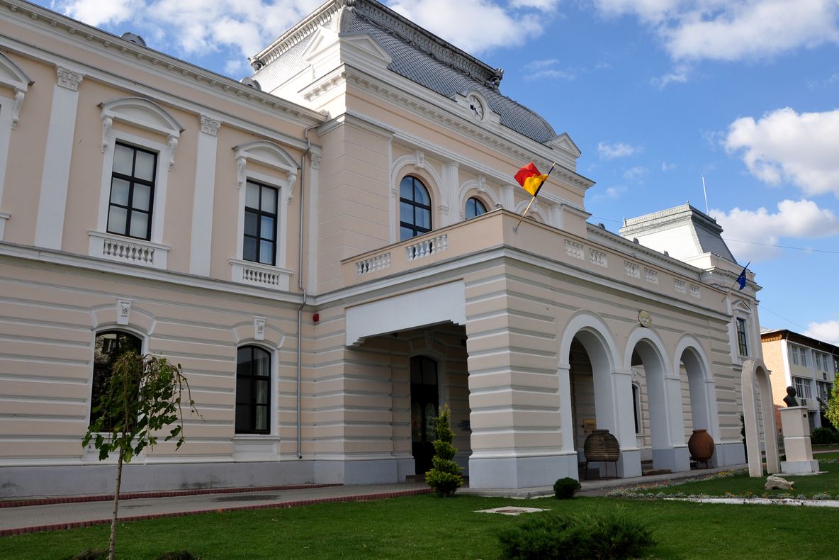 Ziua Porţilor Deschise şi Gala proiectelor REGIO la Teatrul și Muzeul din Bârlad
