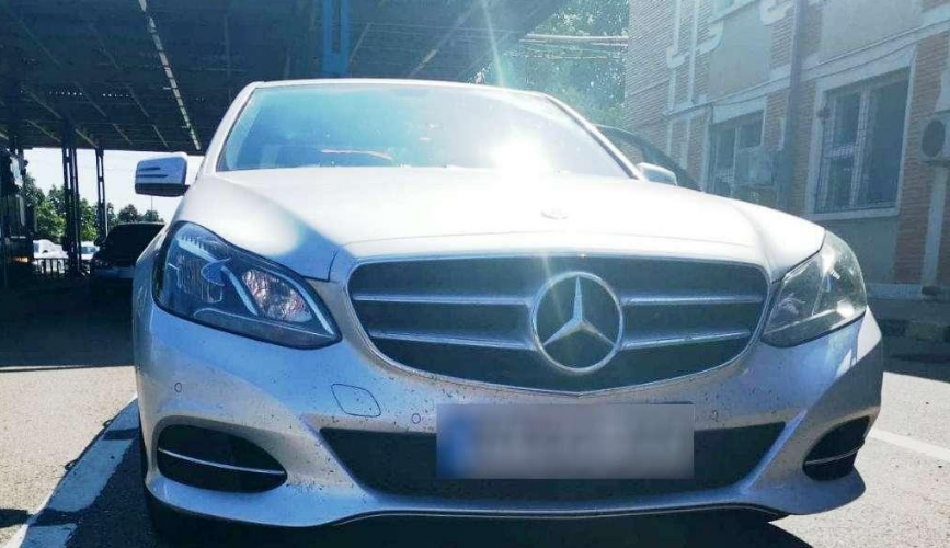 Autoturisme furate, descoperite în Vama Albiţa