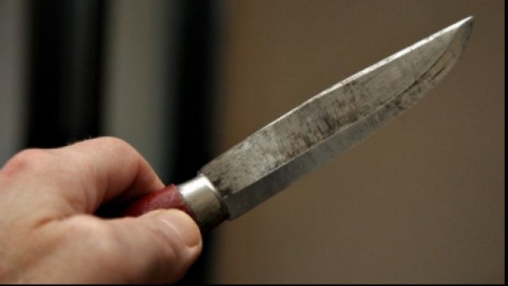 Un tânăr de 21 de ani la un pas să fie ucis de un presupus agresor al unei fetițe de 11 ani!