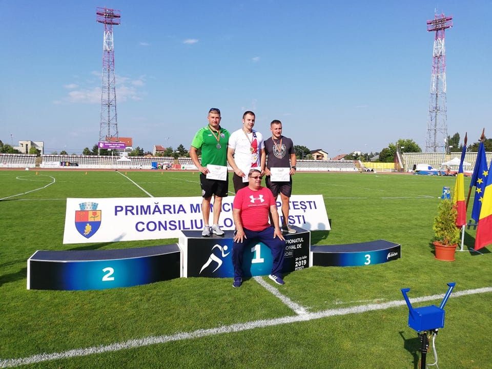 Andrei Micu, cel mai bun din țară la aruncări