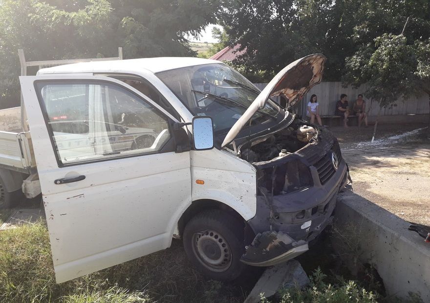 FOTO&amp;VIDEO. Accident în apropiere de Bârlad, pe raza localității Sârbi