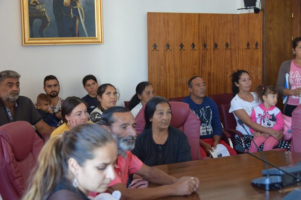 Zeci de familii care locuiesc în locuințe sociale în „regim hotelier”, la un pas de evacuare