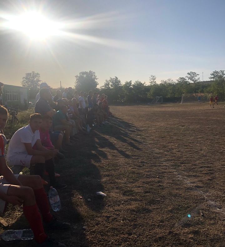 Scandal la Drânceni: Arbitri bătuți, iar fotbaliștii au fost declarați apți de medic direct pe teren!