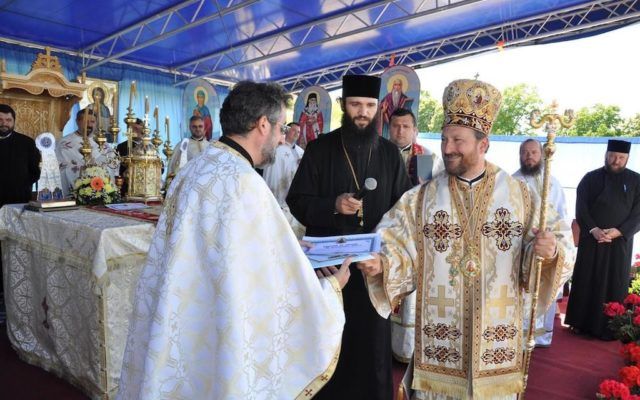 Cum erau abuzați elevii de la seminarul teologic din Huși de către fostul episcop Corneliu Bârlădeanu