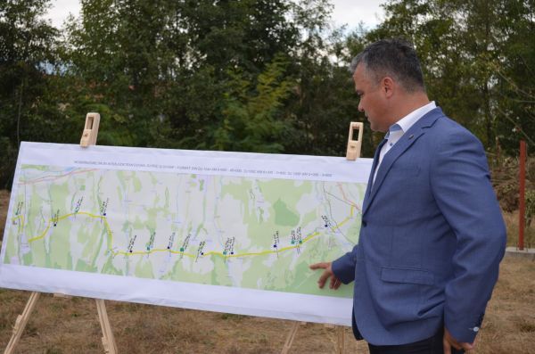 Centrul de limbi străine ”English is FUN” Vaslui, felicitat de Ambasadorul Marii Britanii