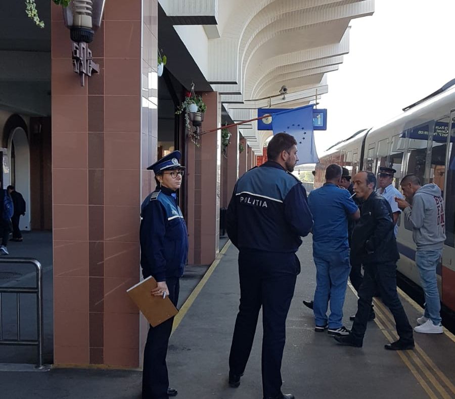 Stațiile CFR, luate la verificat de către polițiști