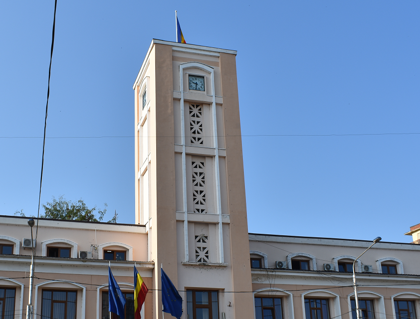 Ceasul din turnul Primăriei Bârlad, din nou funcțional