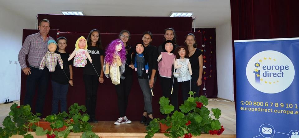 Teatrul lui Romică Brunchi merge în 11 comune vasluiene