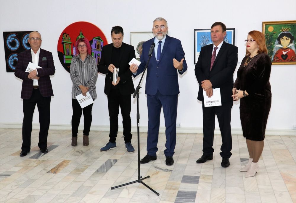 Muzeul Județean ”Ștefan cel Mare” a găzduit vernisajul expoziției ”Donații/Donatori”