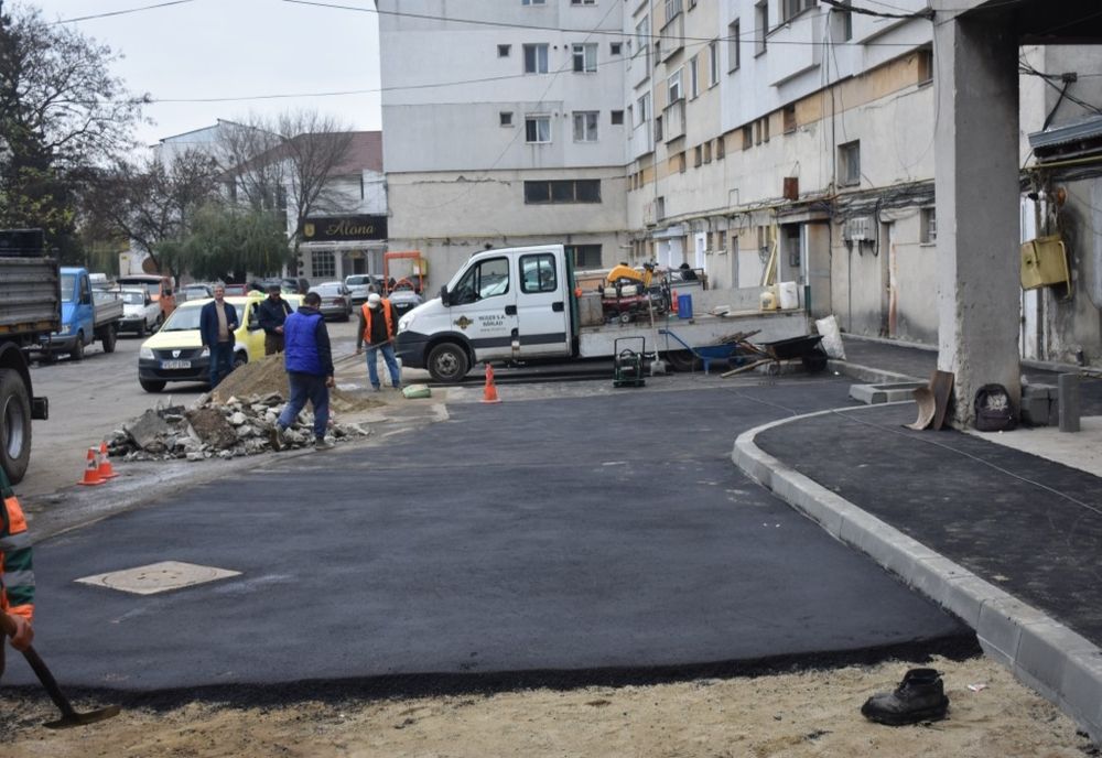 Locuri noi de parcare create prin reamenajarea unor străzi din Bârlad