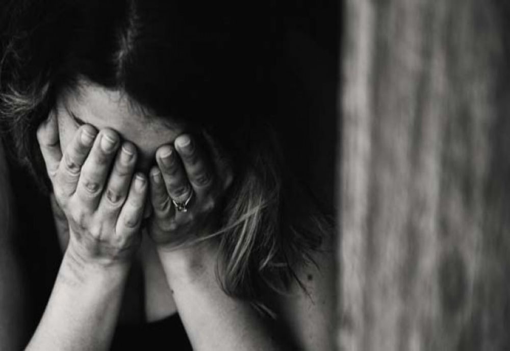 ȘOCANT! O tânără a fost violată și abandonată într-o pădure dintre Perieni și Ibănești