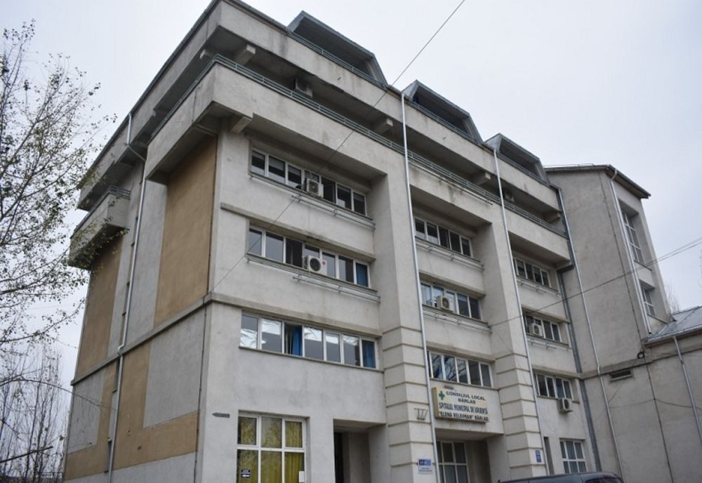 Acoperișul de la Secția Neurologie a spitalului din Bârlad a fost schimbat