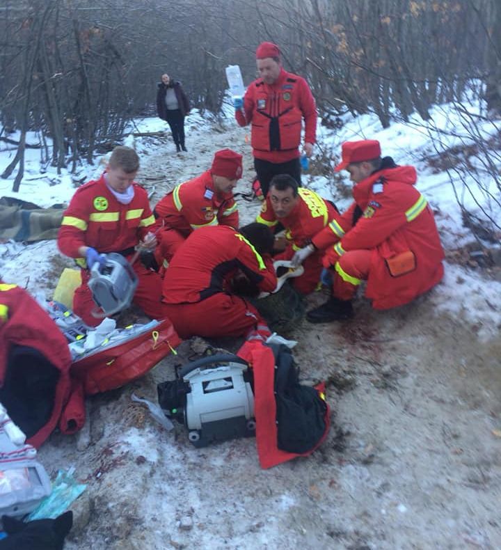 Incendiu la Podul Pescăriei: cabina unei macarale aflate pe un trailer a luat foc - FOTO