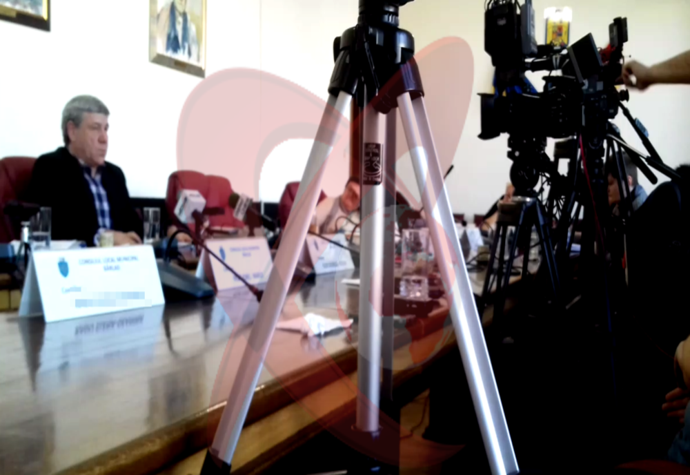 Achiziție nouă la Zoo: 2 tigri bengalezi; sensul giratoriu de la Confecții în linie dreaptă (conferință de presă) VIDEO