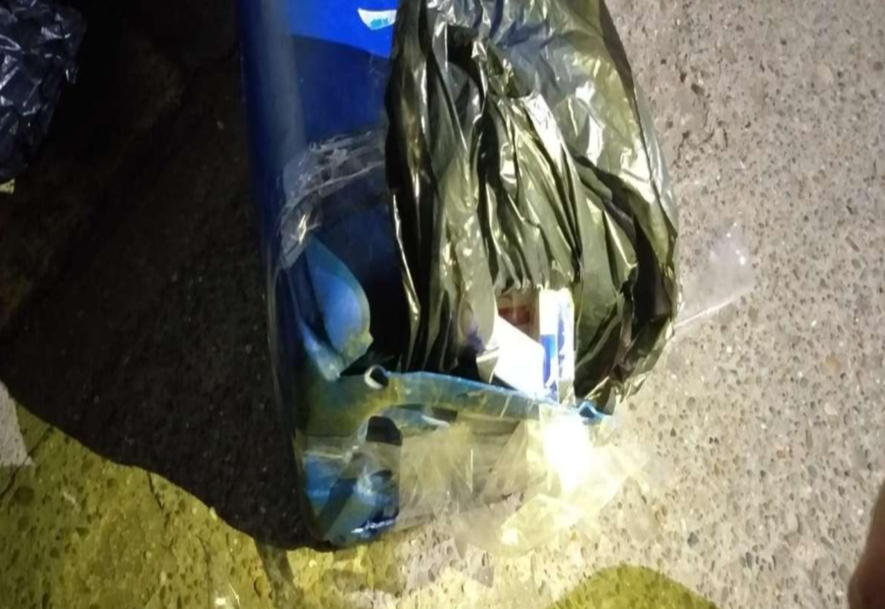 Ţigări de contrabandă ascunse în canistre, confiscate la frontieră 