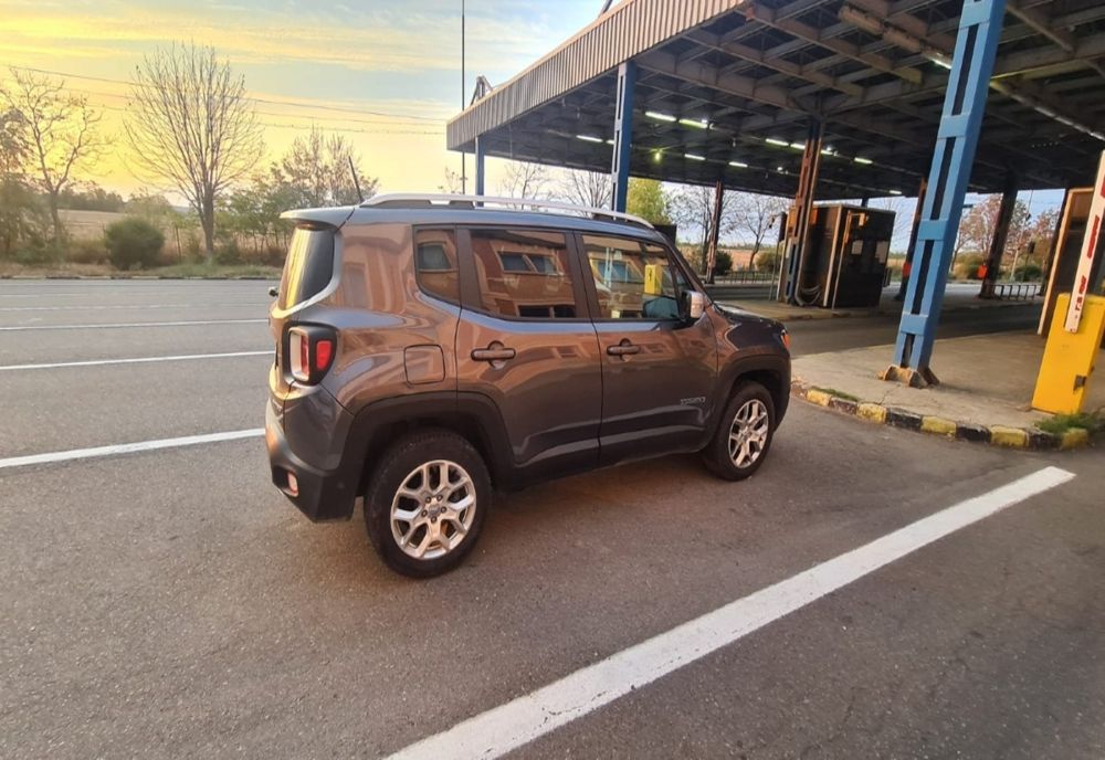 Autoturism semnalat furat din Germania, depistat la frontiera de est