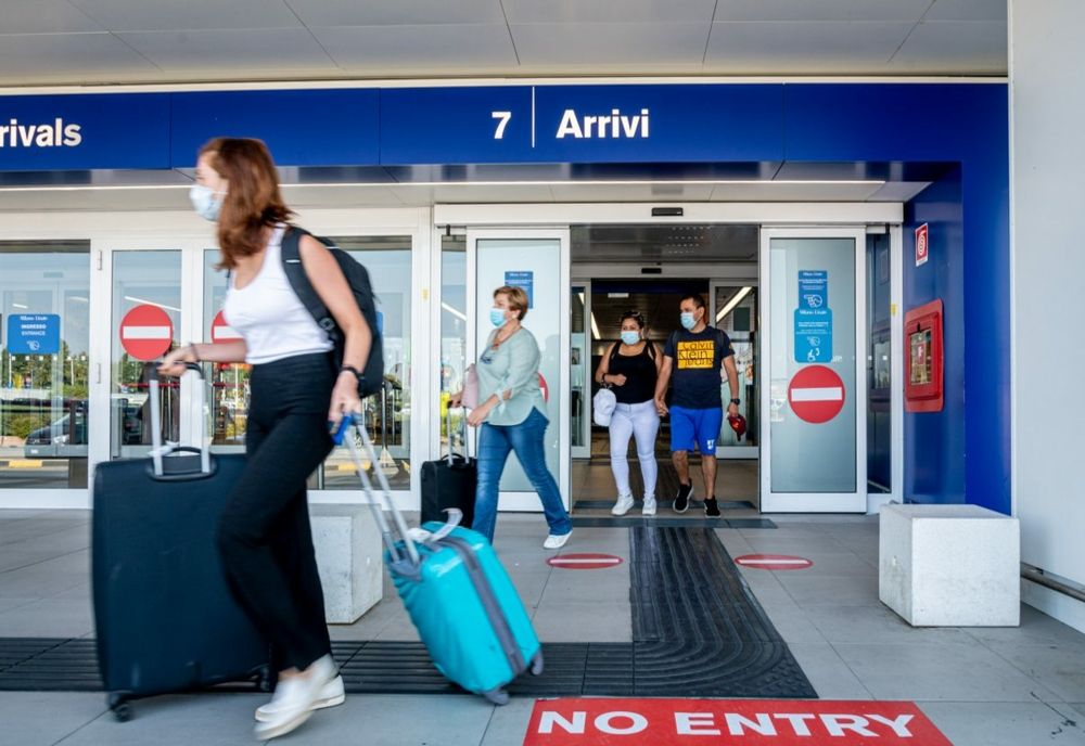 Reguli noi pentru români care merg în Italia