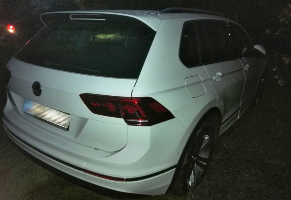 Bolid de lux, furat din Germania, descoperit în Vama Albița