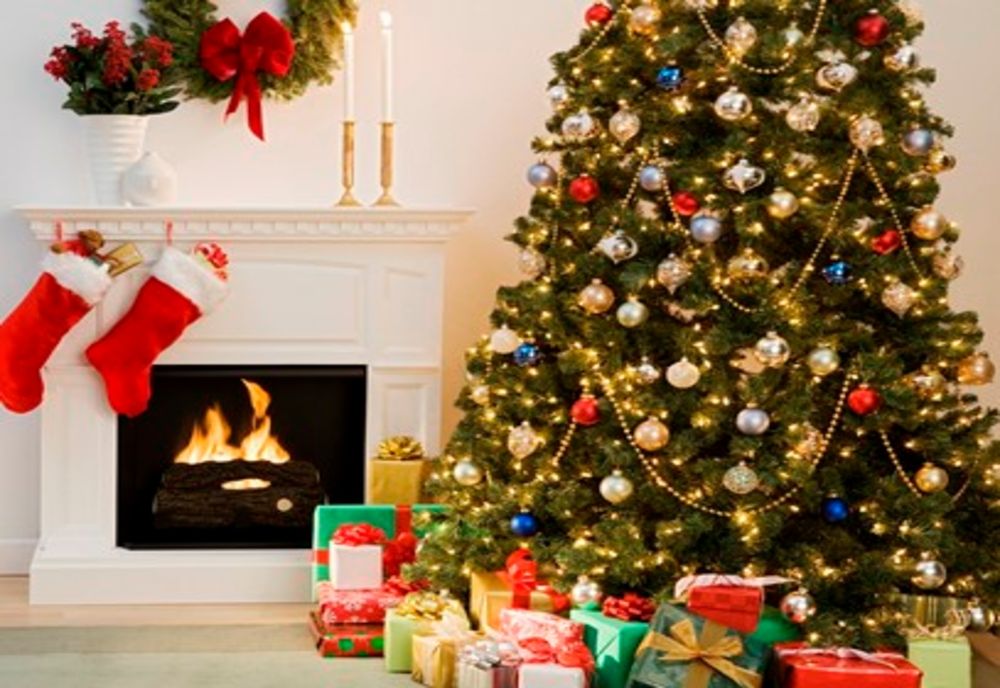 Măsuri de siguranță la împodobirea bradului